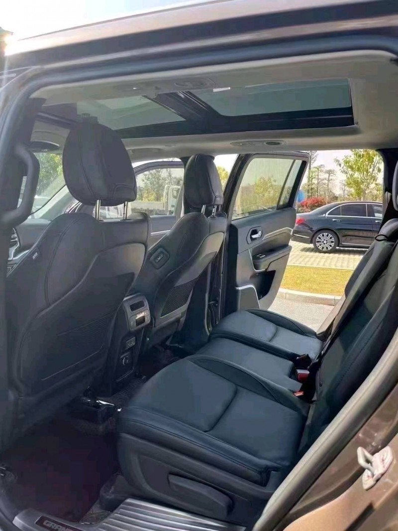 三明19年Jeep指挥官4