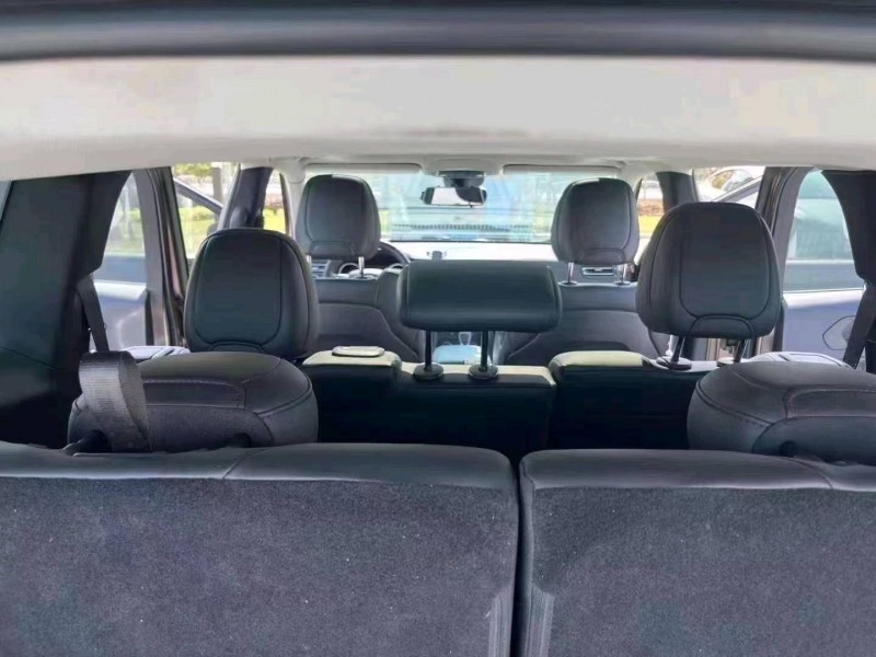 三明19年Jeep指挥官1