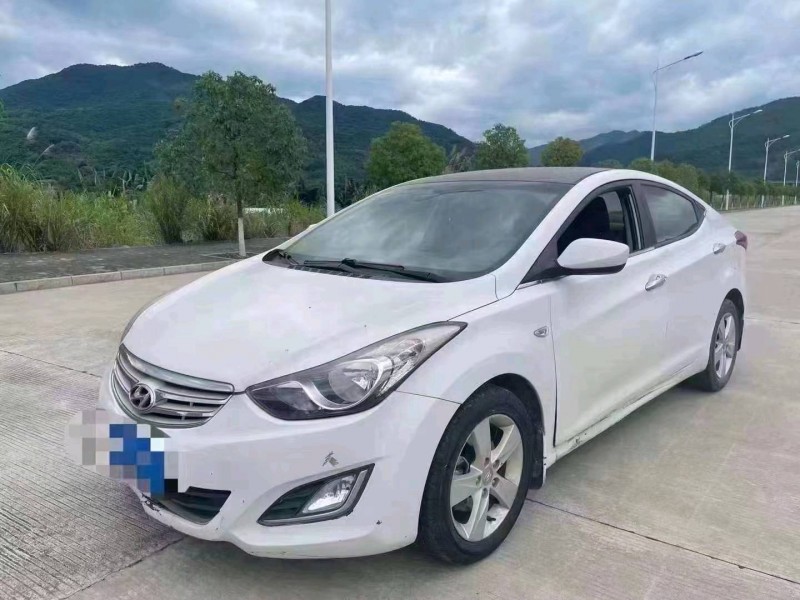 三明14年现代朗动3