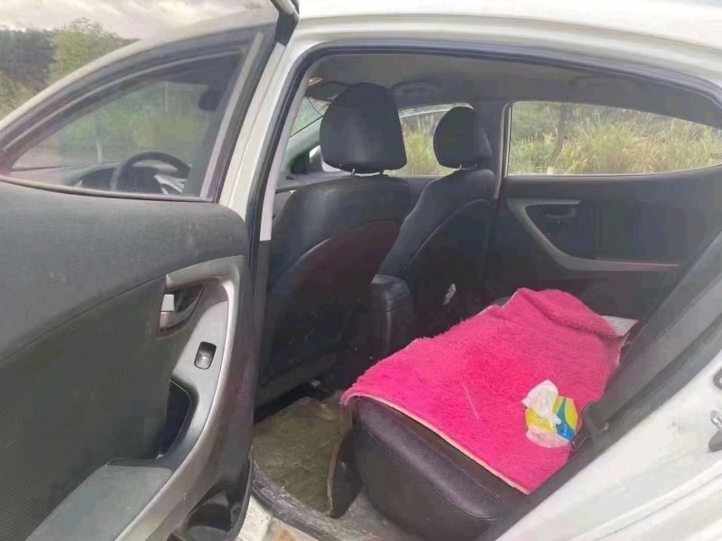 三明14年现代朗动4