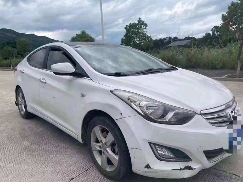 三明14年现代朗动6