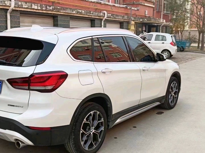 东营21年宝马X18
