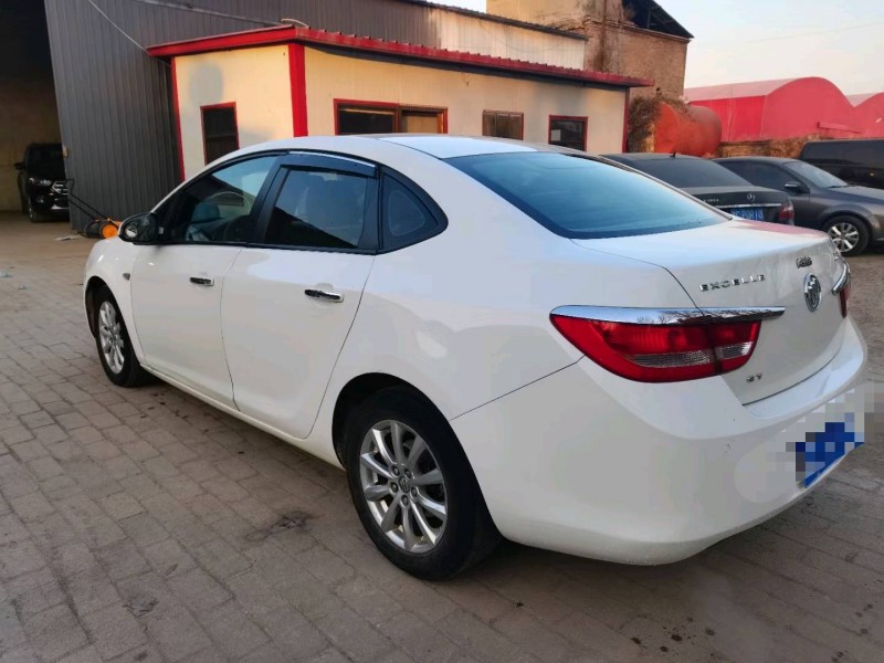 保定15年别克英朗GT8