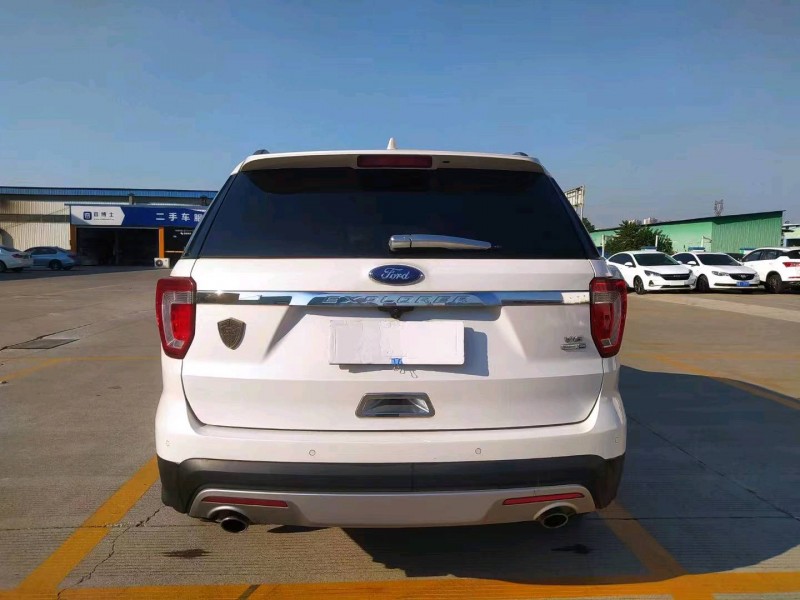 梧州17年福特探险者6
