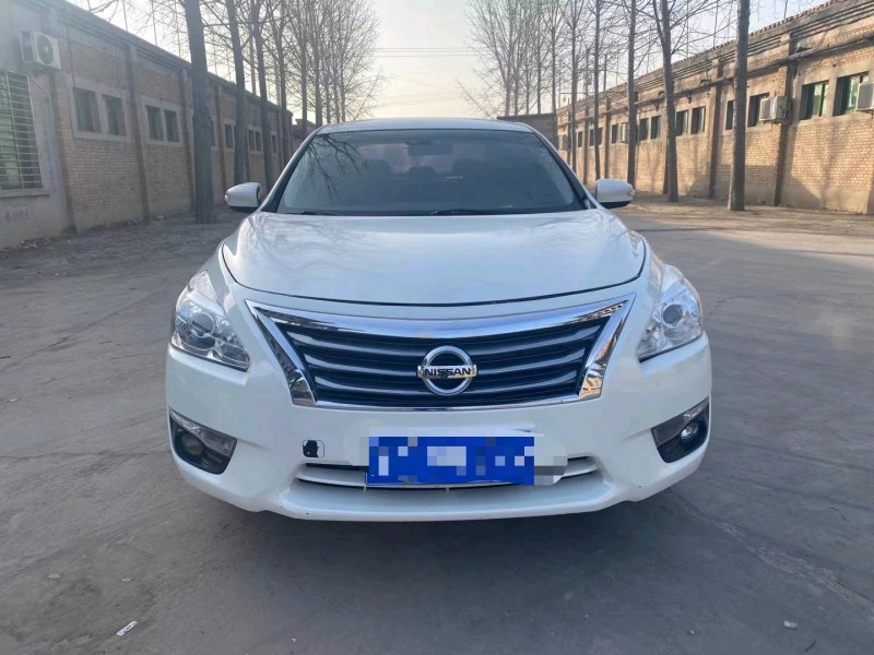 保定15年日产天籁1