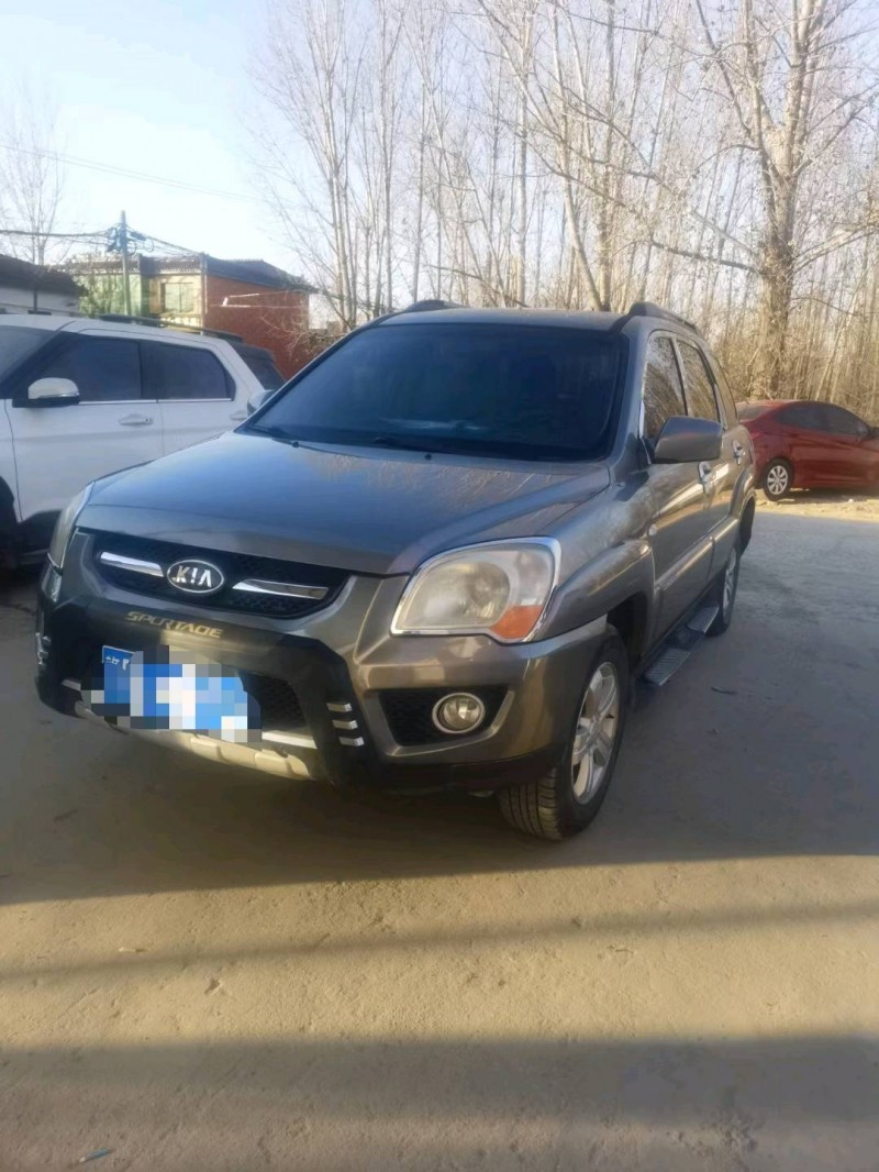 保定11年起亚狮跑3