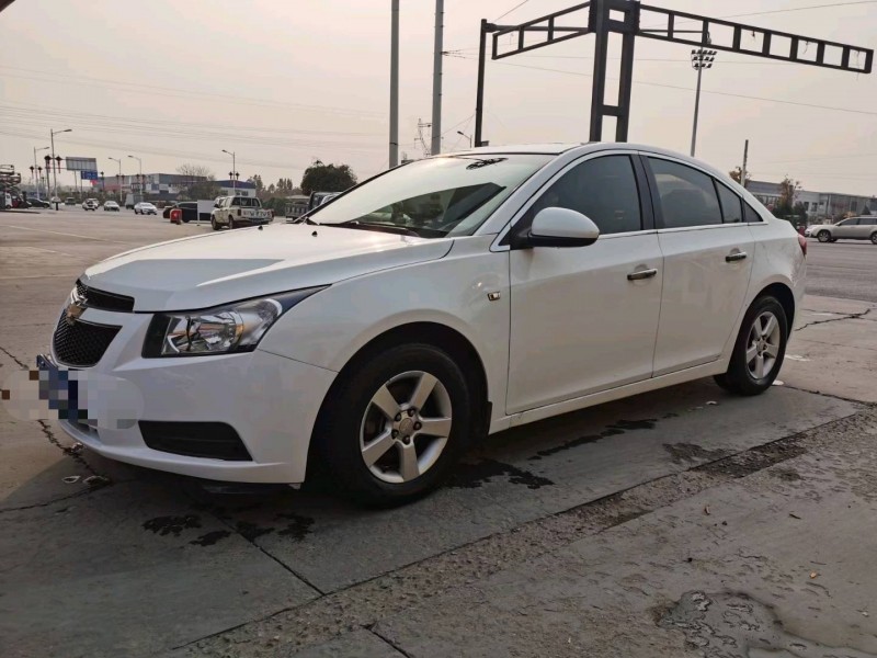 保定13年雪佛兰科鲁兹3