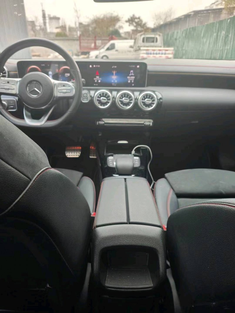 宜昌20年奔驰CLA7