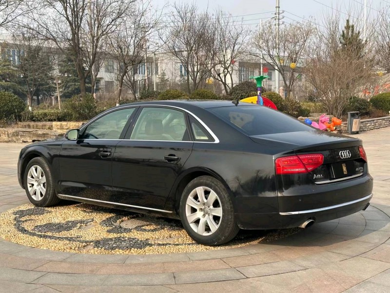 青岛14年奥迪A8L7
