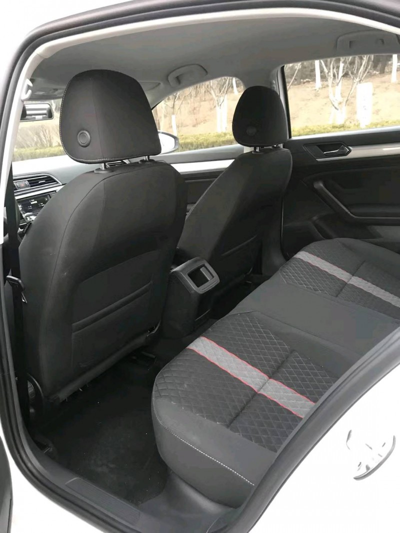 潍坊20年大众凌渡5