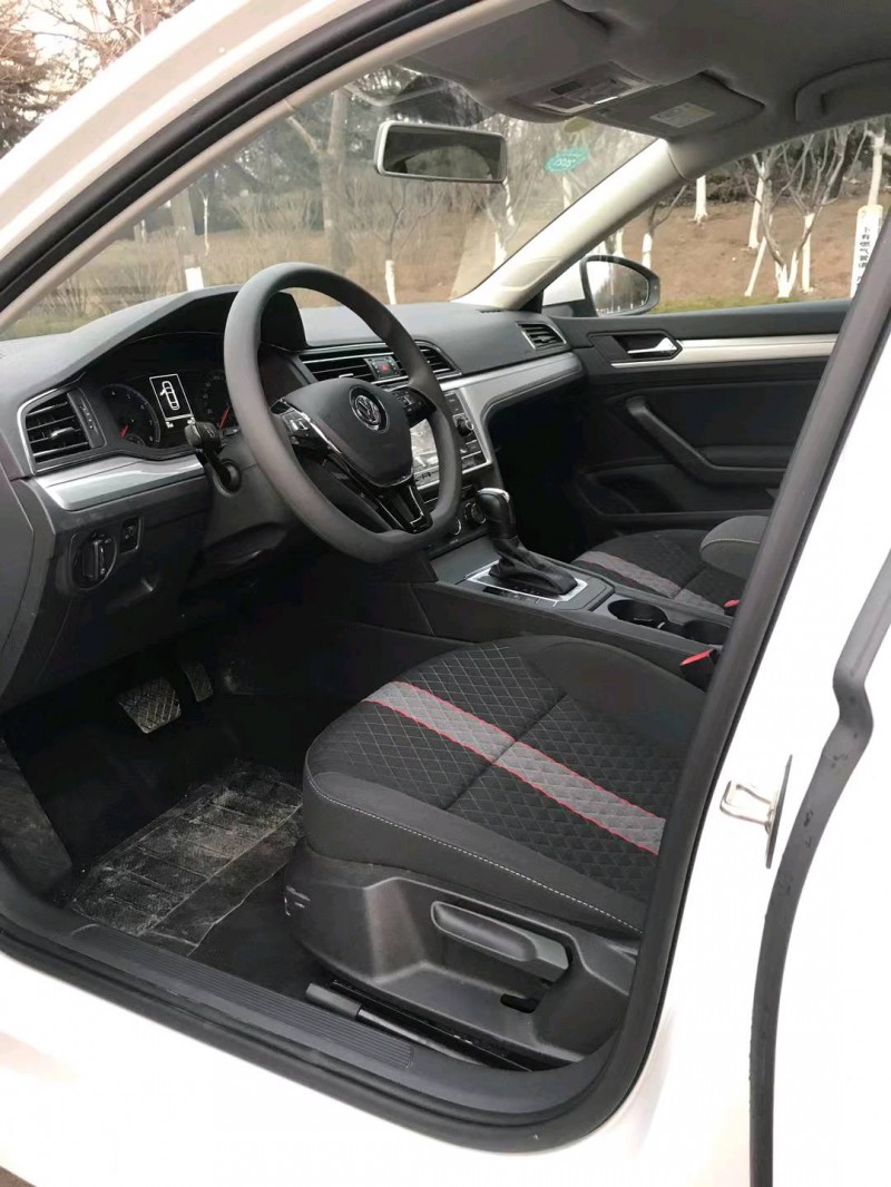 潍坊20年大众凌渡6