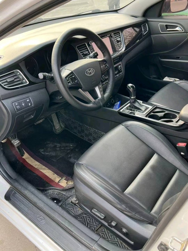 济南15年现代名图4