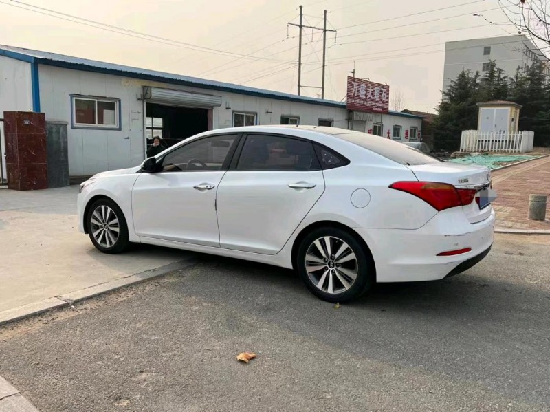 济南15年现代名图6