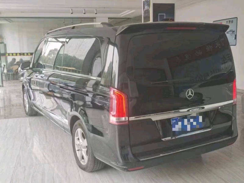 宜春19年奔驰威霆4