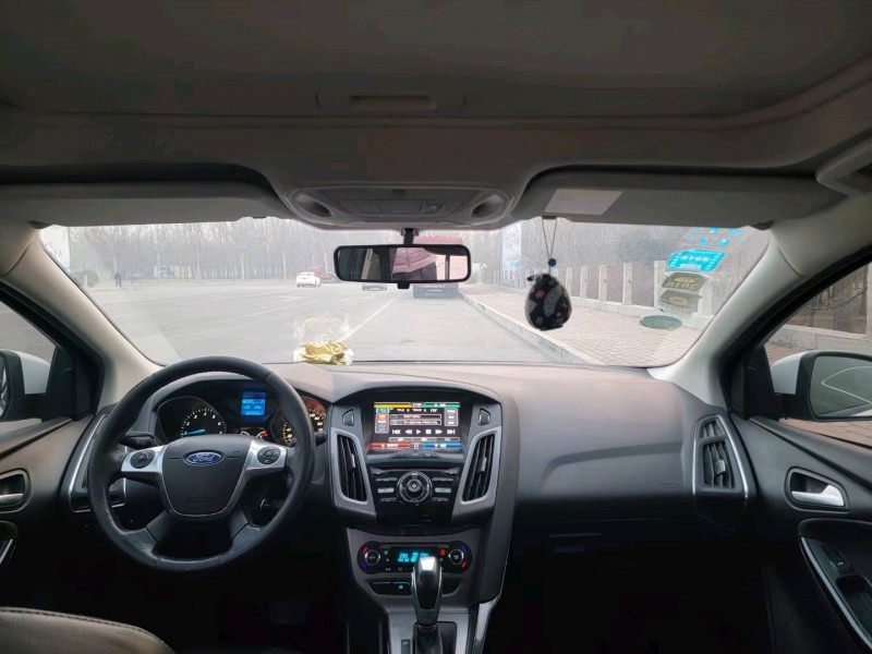 聊城14年福特福克斯5