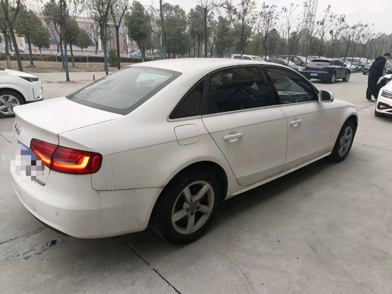 武汉15年奥迪A4L6