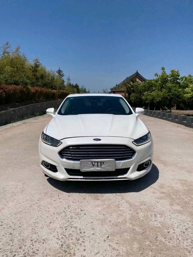 青岛14年福特蒙迪欧1