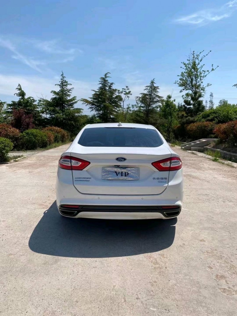 青岛14年福特蒙迪欧7