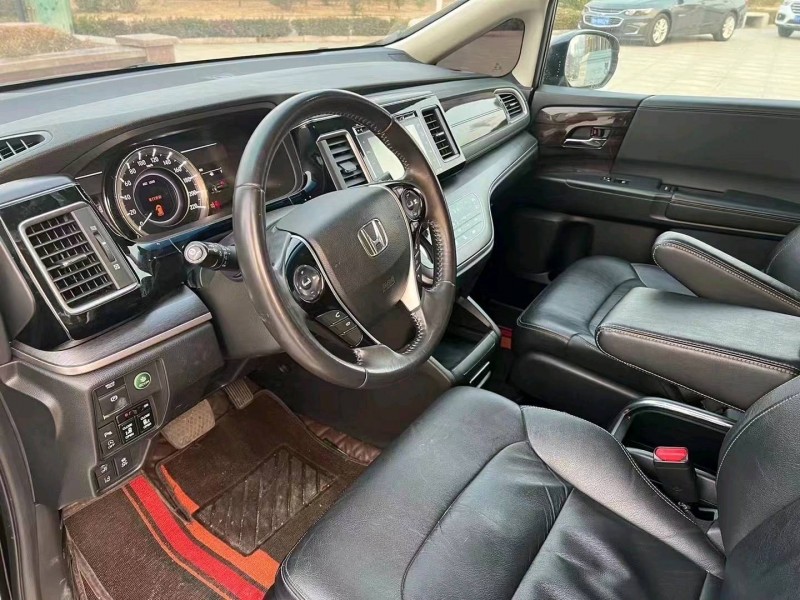 枣庄17年本田艾力绅1