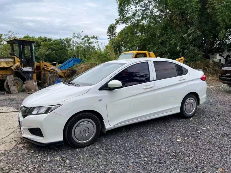 邯郸18年本田锋范4