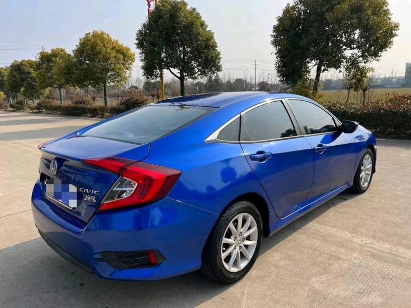 盐城17年本田思域5