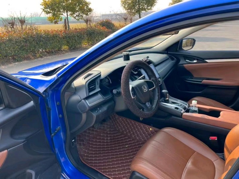 盐城17年本田思域4