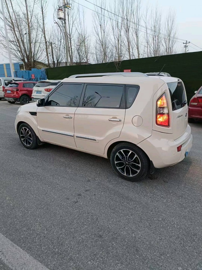 邯郸15年起亚秀尔7