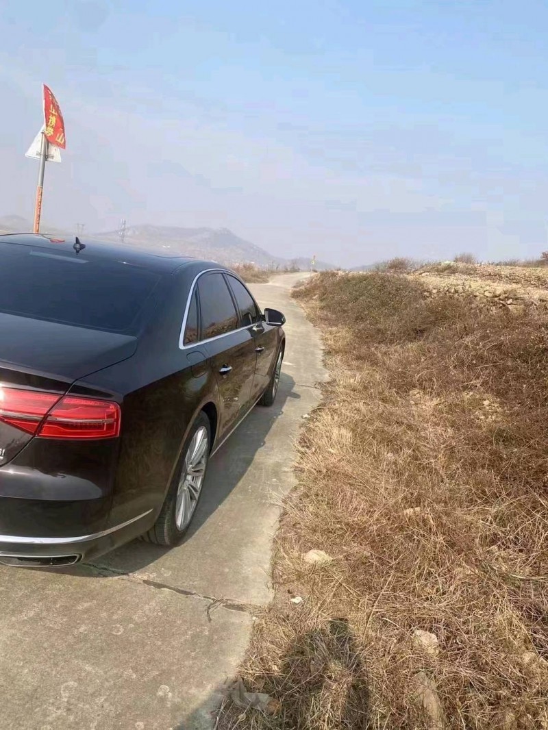 北京16年奥迪A8L4