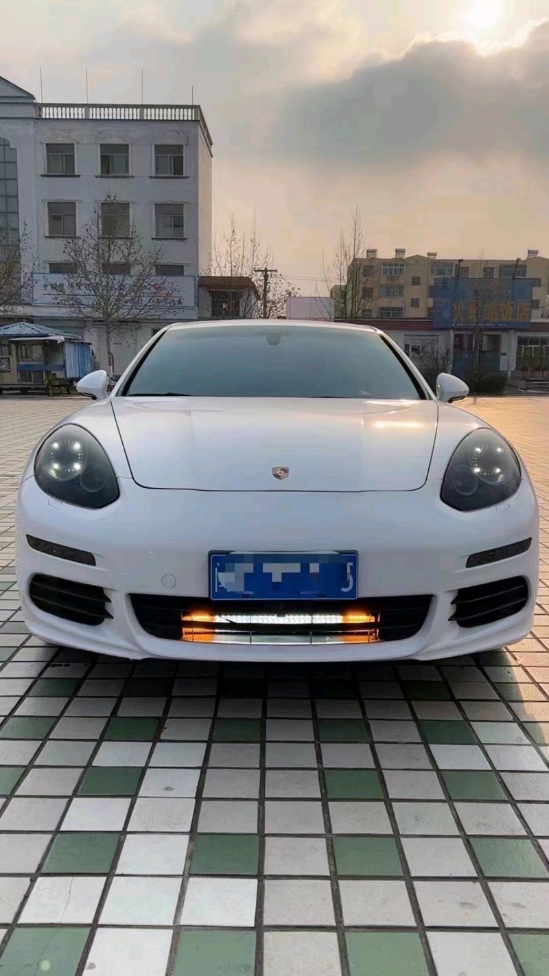 北京13年保时捷帕拉梅拉3