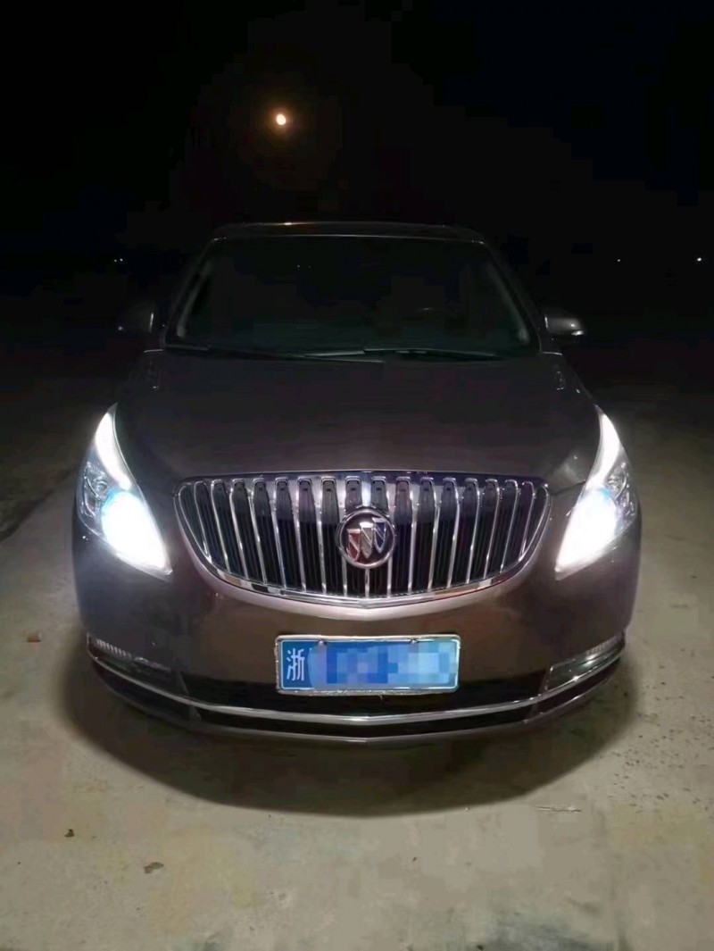 济南14年别克GL81