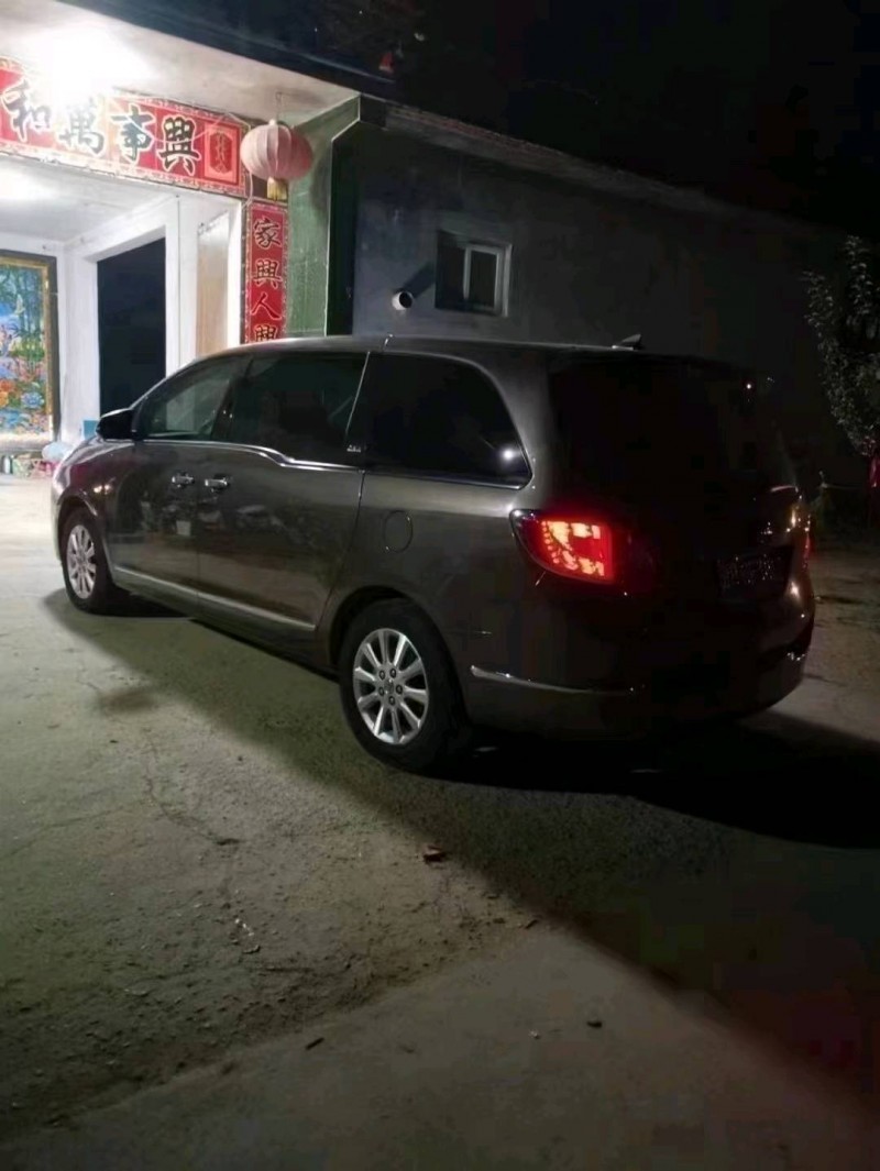 济南14年别克GL86