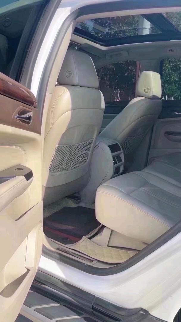 北京15年凯迪拉克SRX1