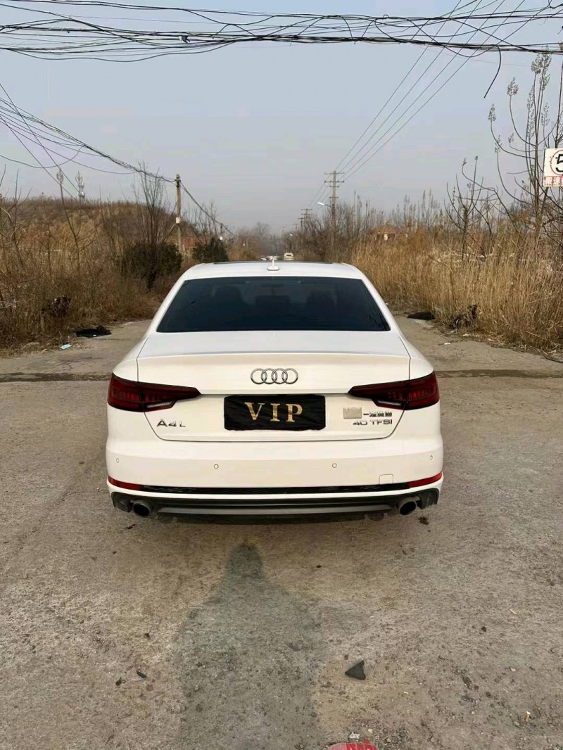 青岛17年奥迪A4L9