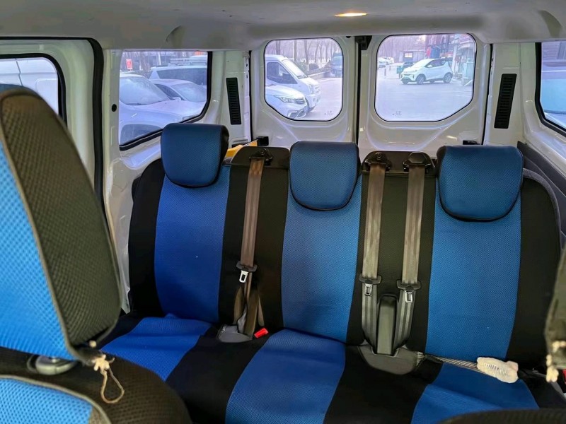 北京19年福特全顺8