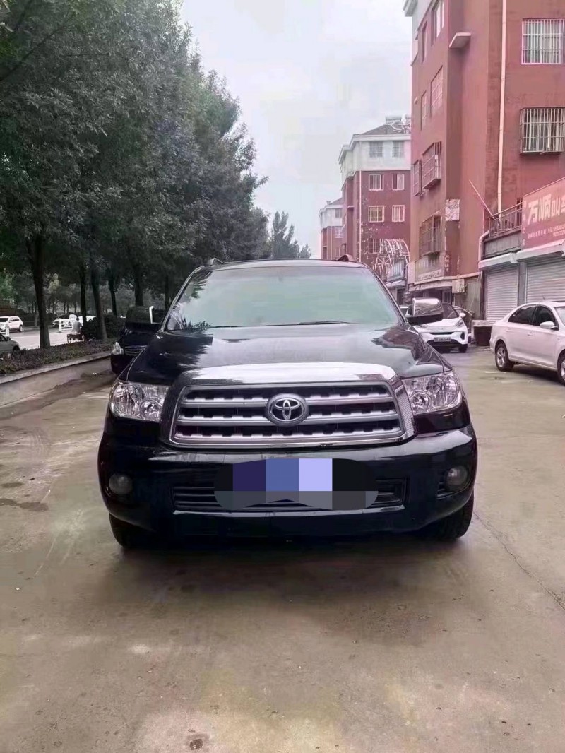 北京12年丰田红杉1