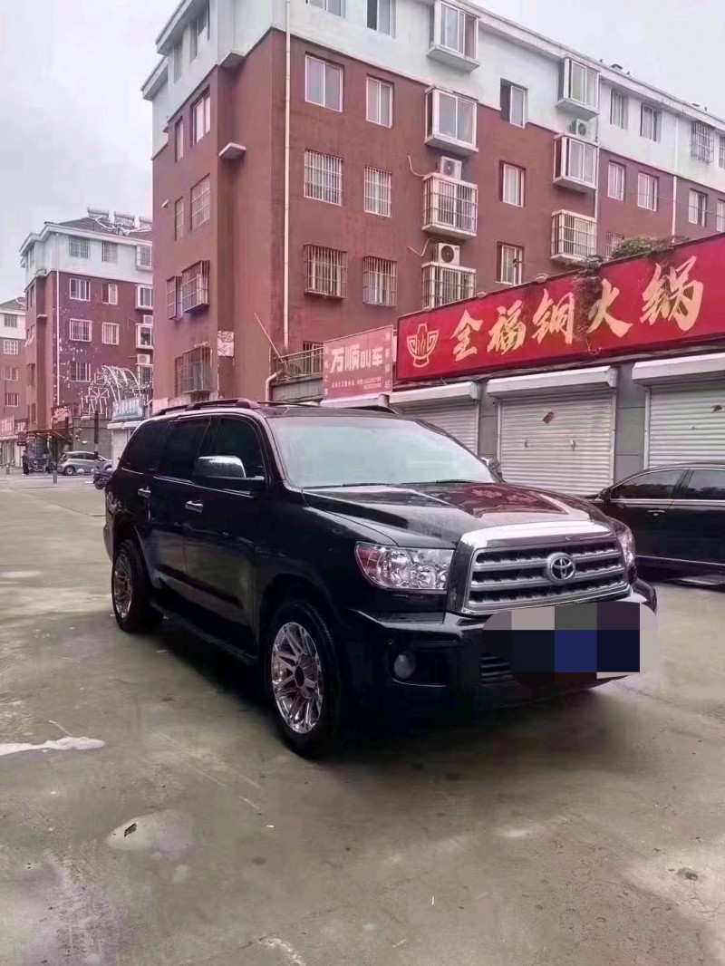 北京12年丰田红杉2
