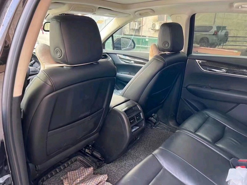 宜昌18年凯迪拉克XT54