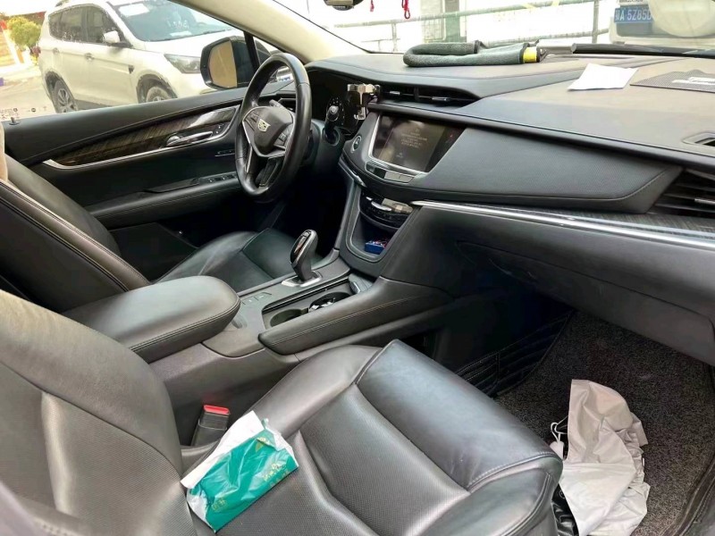 宜昌18年凯迪拉克XT57