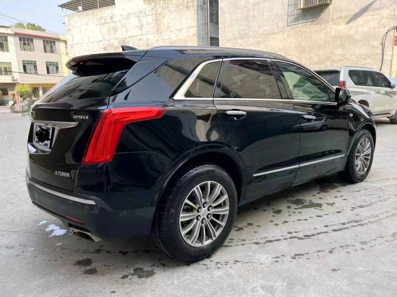宜昌18年凯迪拉克XT58