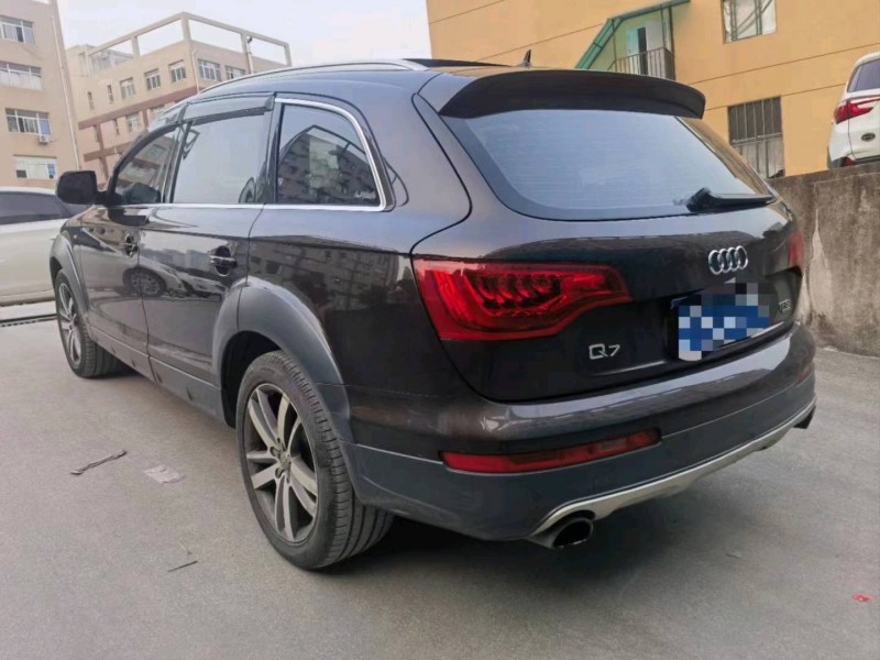 宜昌15年奥迪Q74