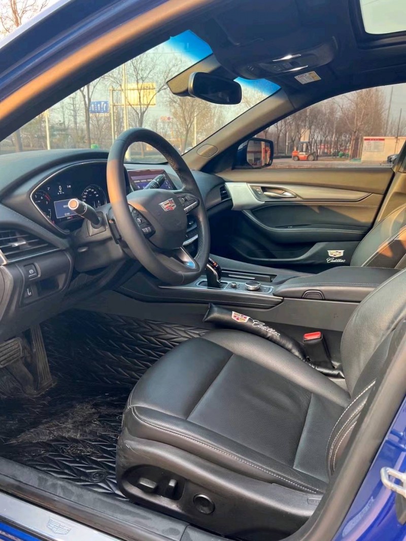 邯郸21年凯迪拉克CT57