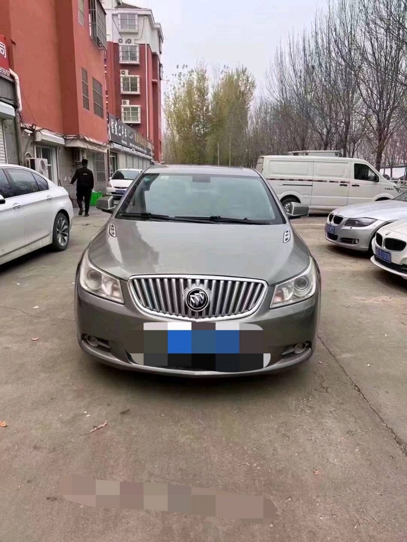 北京10年别克君越1