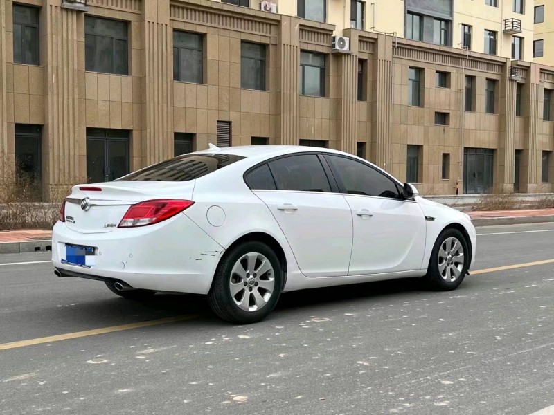 北京13年别克君威4