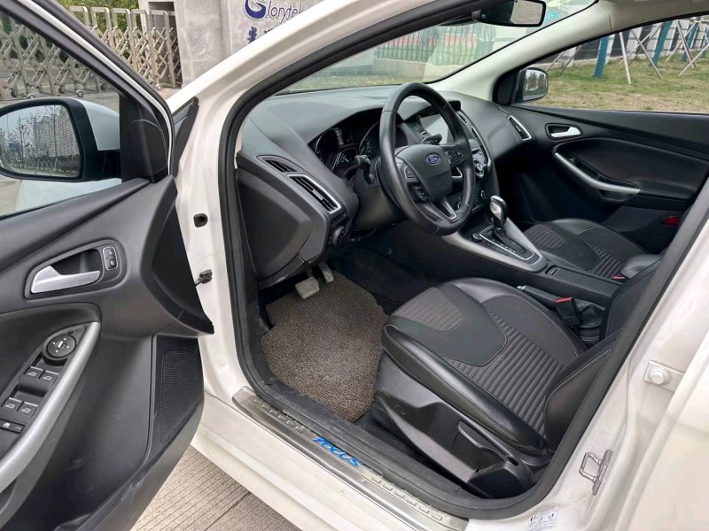 盐城17年福特福克斯5