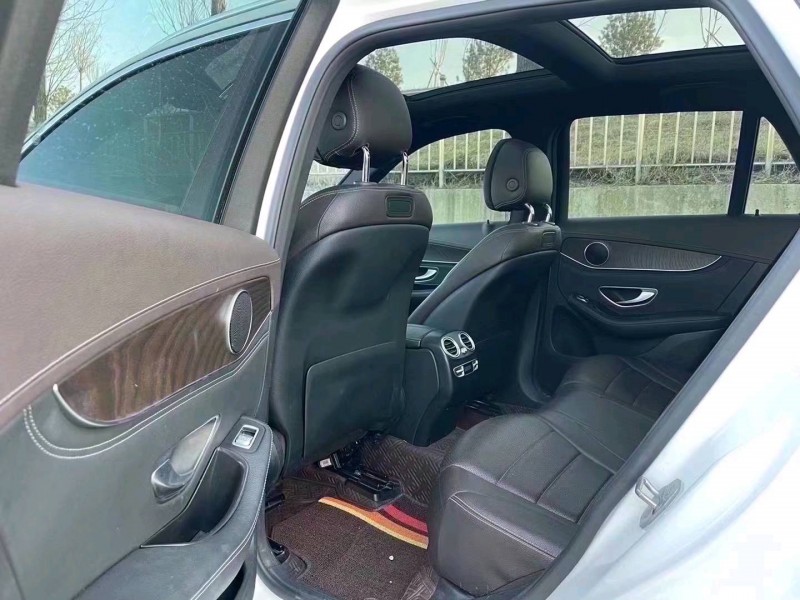 青岛17年奔驰GLC4