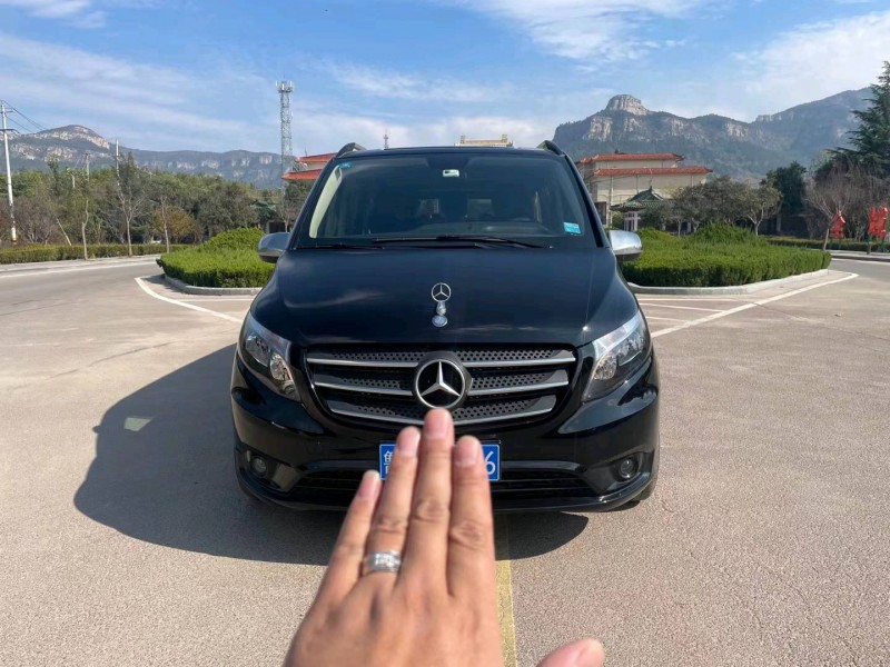 济南20年奔驰威霆1