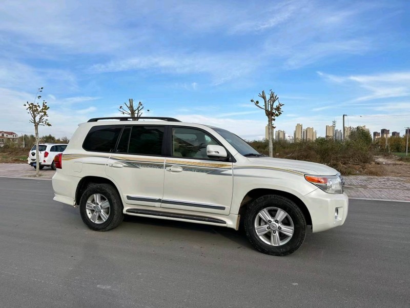 邯郸15年丰田兰德酷路泽3