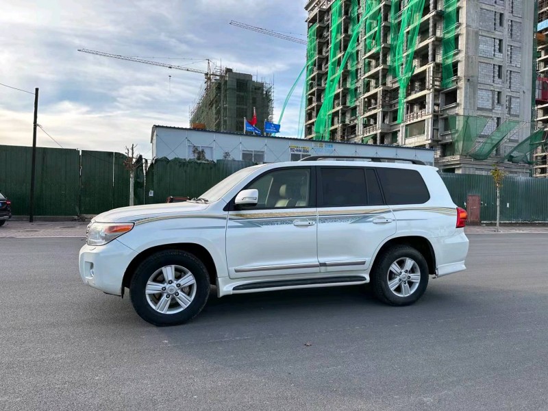 邯郸15年丰田兰德酷路泽9