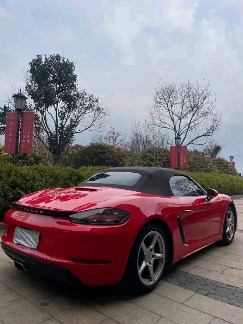 青岛18年保时捷7187