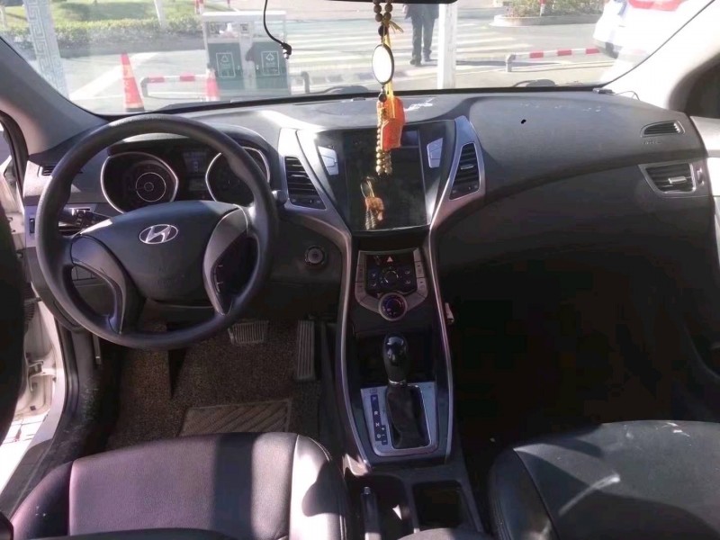 济南14年现代朗动4